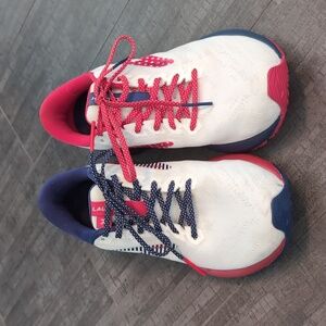 Brooks running shoes Launch 7